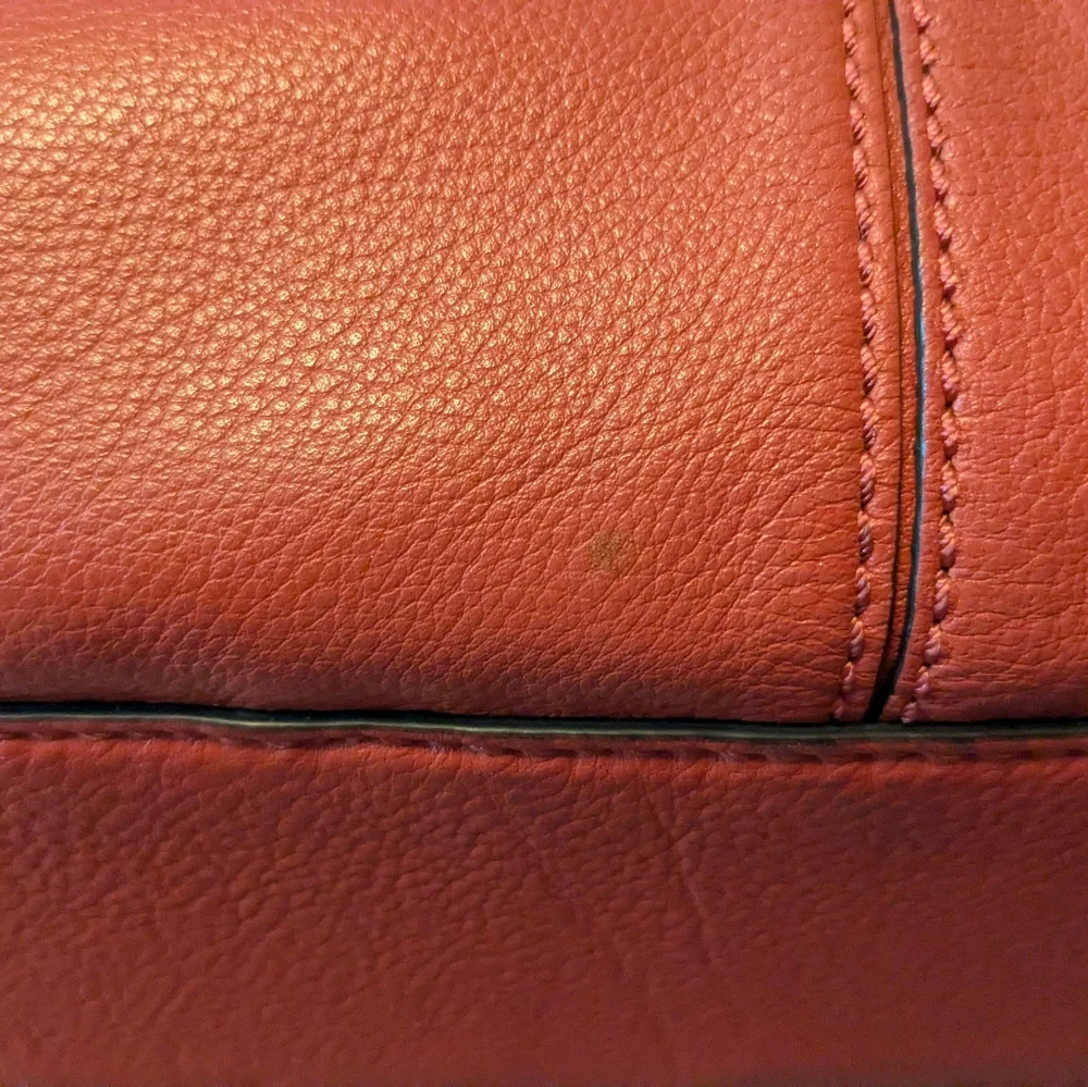 Tumi Leather Tote Shoulder Bag Like with Dust Bag - Picture 13 of 16